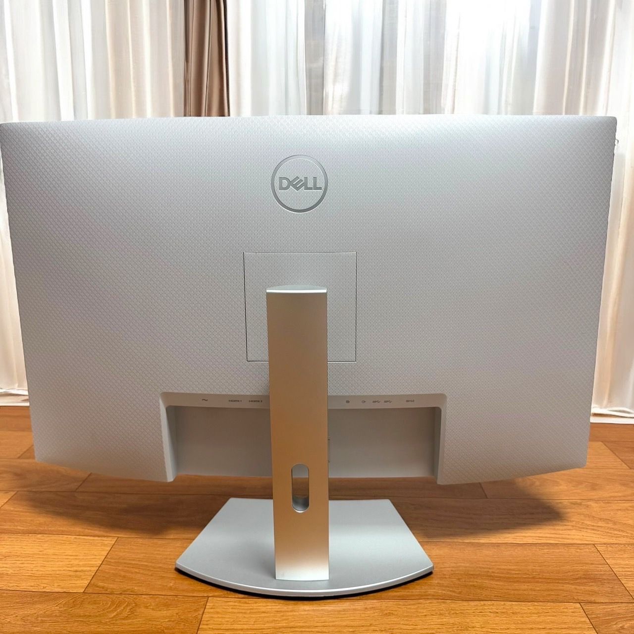 s*h様 【23年製/美品】Dell S3221QS 31.5インチ 曲面 4K Dell 32 曲面 4K UHD モニター - S3221QS | Dell 日本