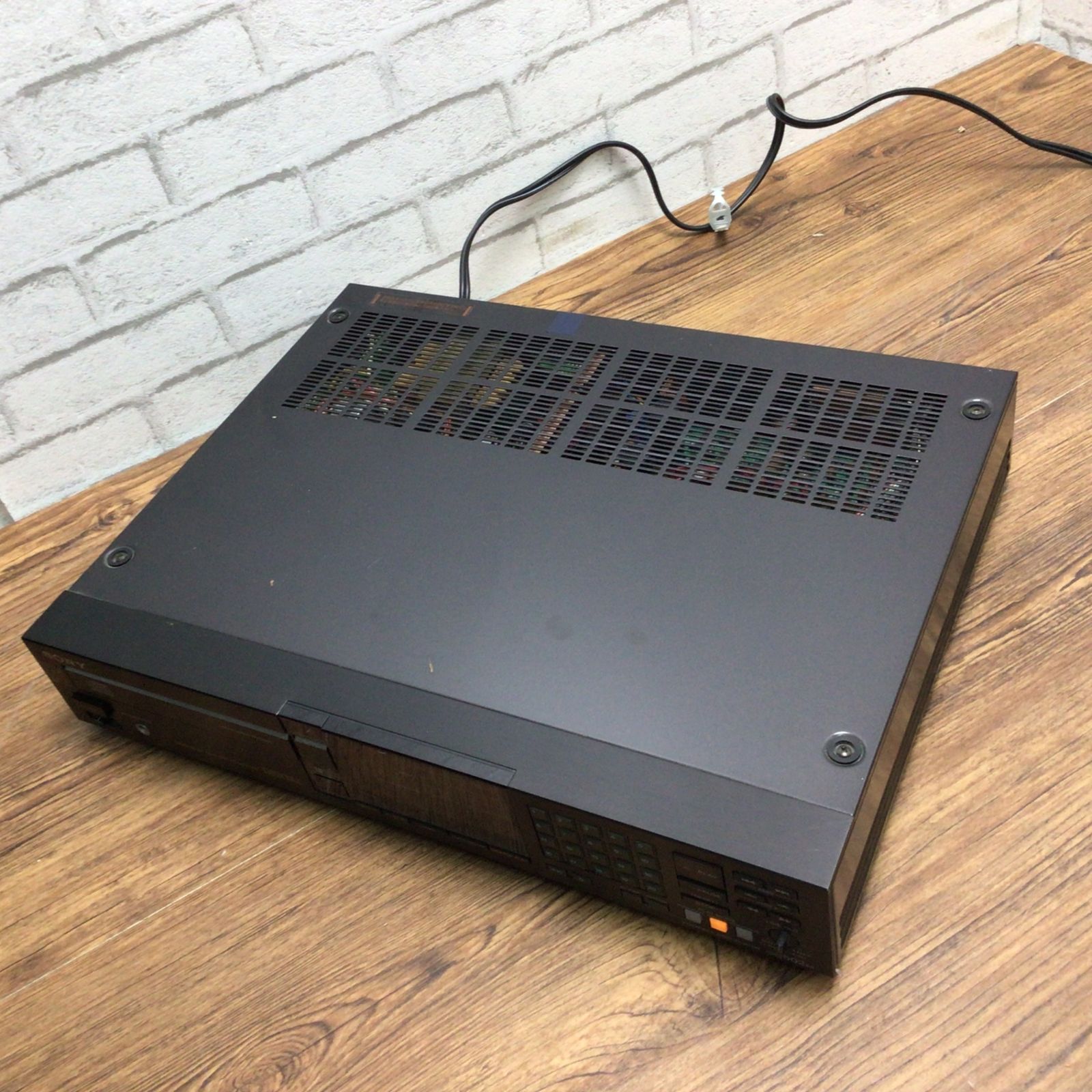 希少 動作品 SONY ディスクマン D-223 ウォークマン 外装良好