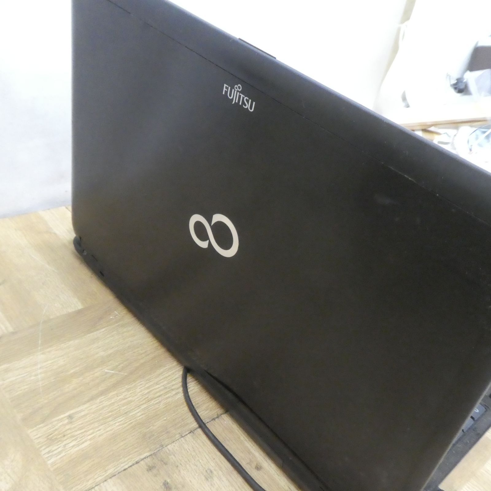 ノートPC Q825【希少】富士通 ノートPC AH530/1B Win10認証済 Office 