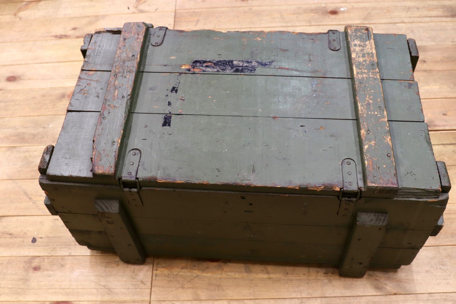 全店送料無料! GMIK544○ミリタリー アンモボックス 弾薬庫 アンティーク ボックス 店舗什器 オブジェ