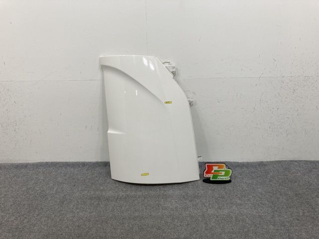 新車取り外し!プロフィア 3代目・2017年- 10t 純正 右 フロント コーナーパネル/コーナーカバー 53813-E0A9* ホワイト 日野(138788)