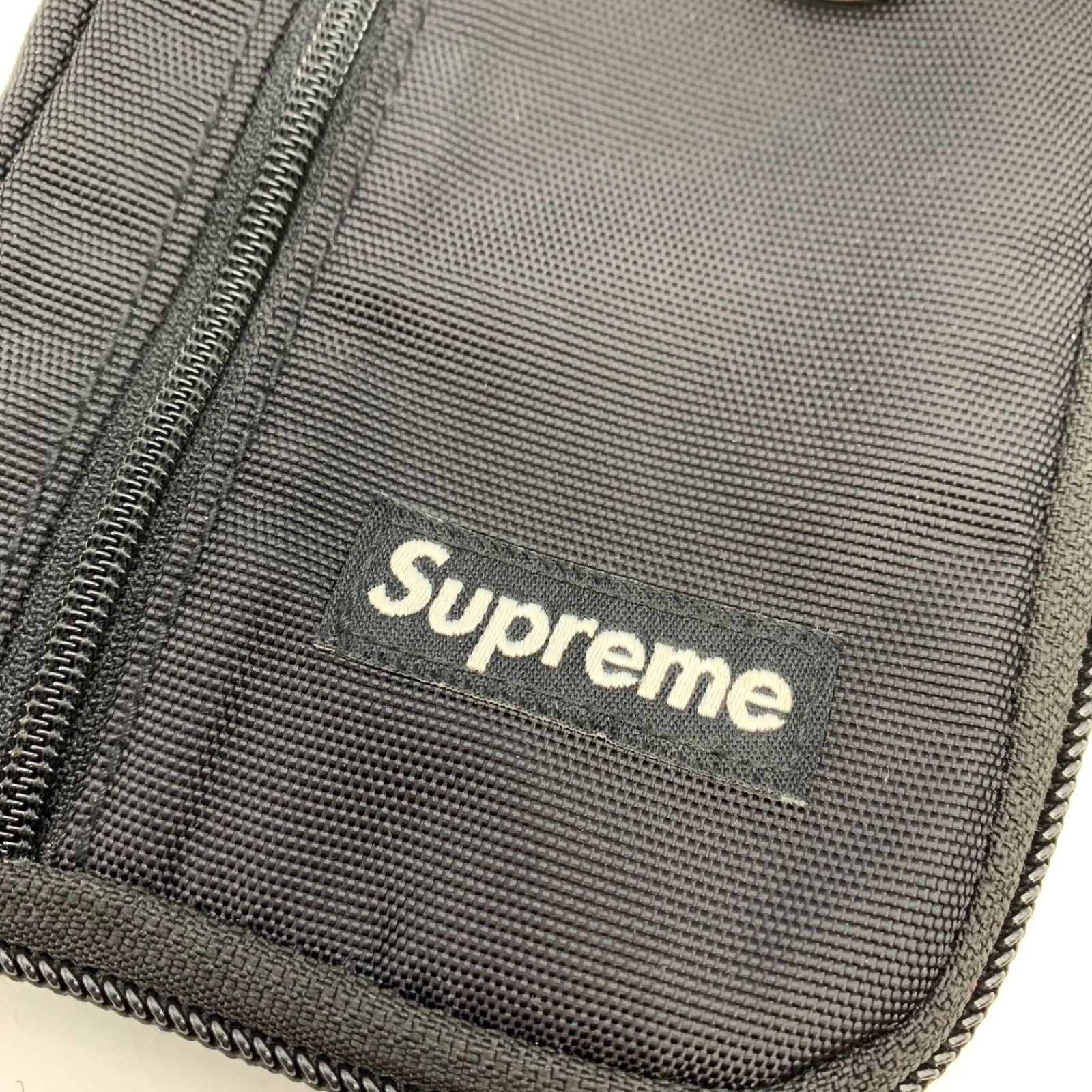 Supreme small zip online pouch black