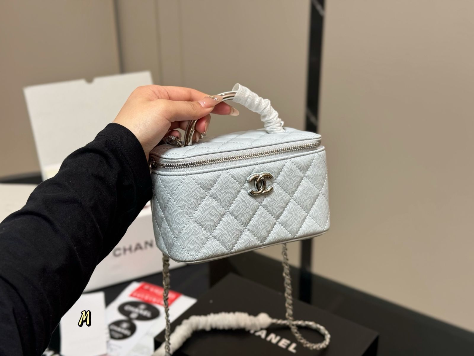 【上品で機能的♪】CHANEL ロング ヴァニティケース 25C バニティ♡】CHANEL ロングヴァニティケース (CHANEL