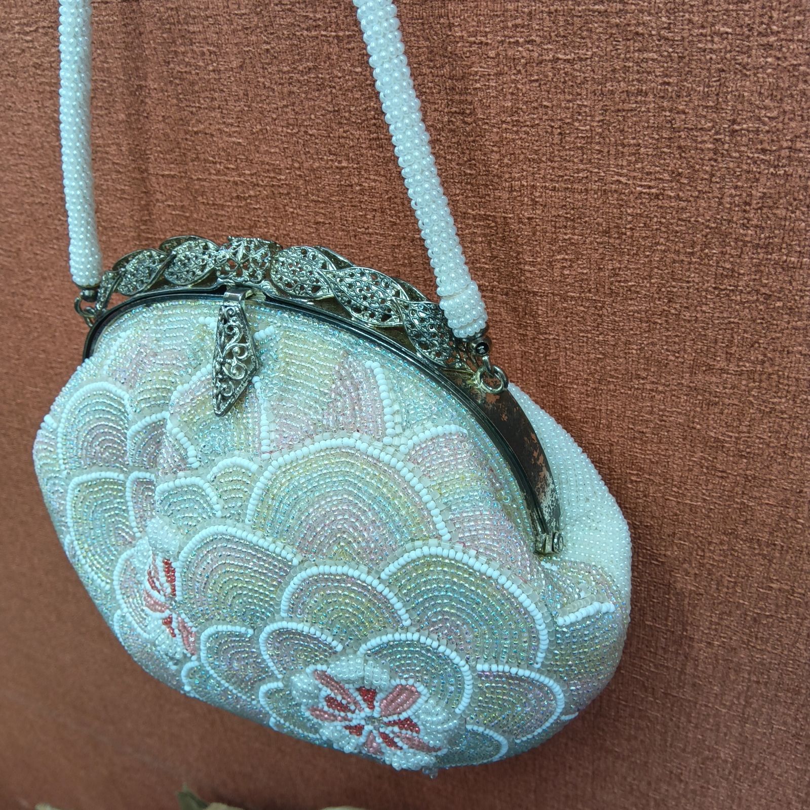 昭和レトロ 希少レア 🔷 前面総柄 ビーズ刺繍バッグ 🔴 ビーズ