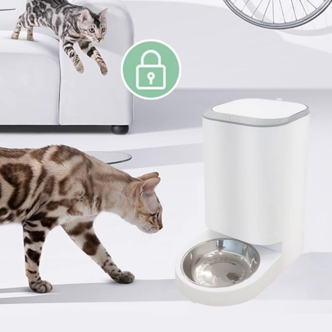 猫小型犬用❤️自動給餌器❤️WiFi接続❤️定時定量自動投餌