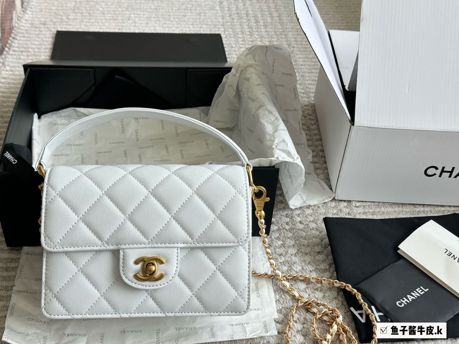 美品【CHANEL】キャビアレザー ルボーイ フラップ バック 今日特価】Chanel 24K シャネル 24K ハンドル フラップバッグ
