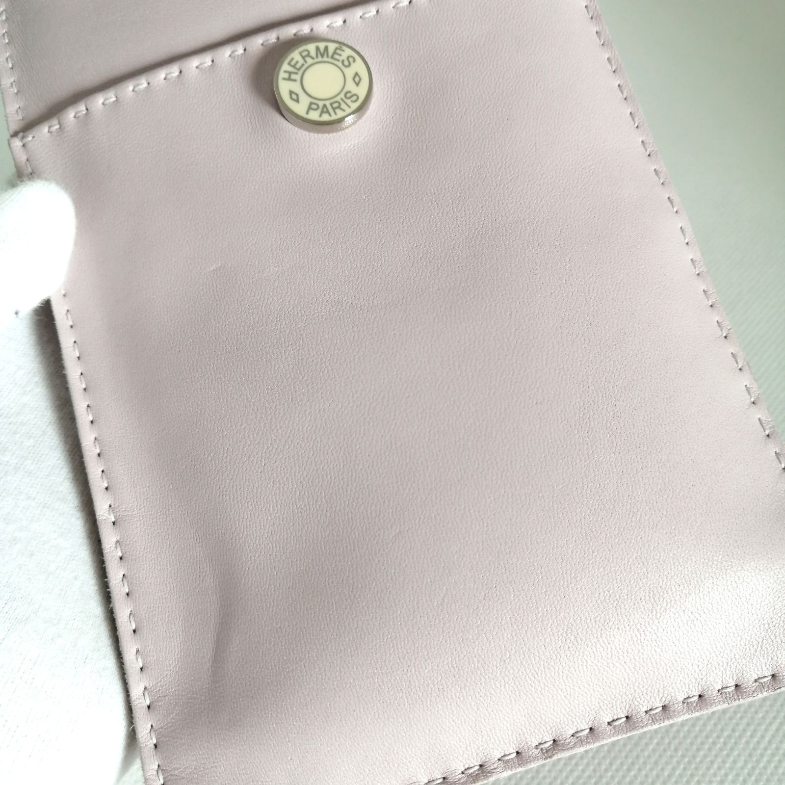 ❤美品❤　エルメス　HERMES　ピロ　スマートフォンケース　ポーチ　929 美品 エルメス HERMES ピロ ポシェット スマホポーチ 薄紫 【929