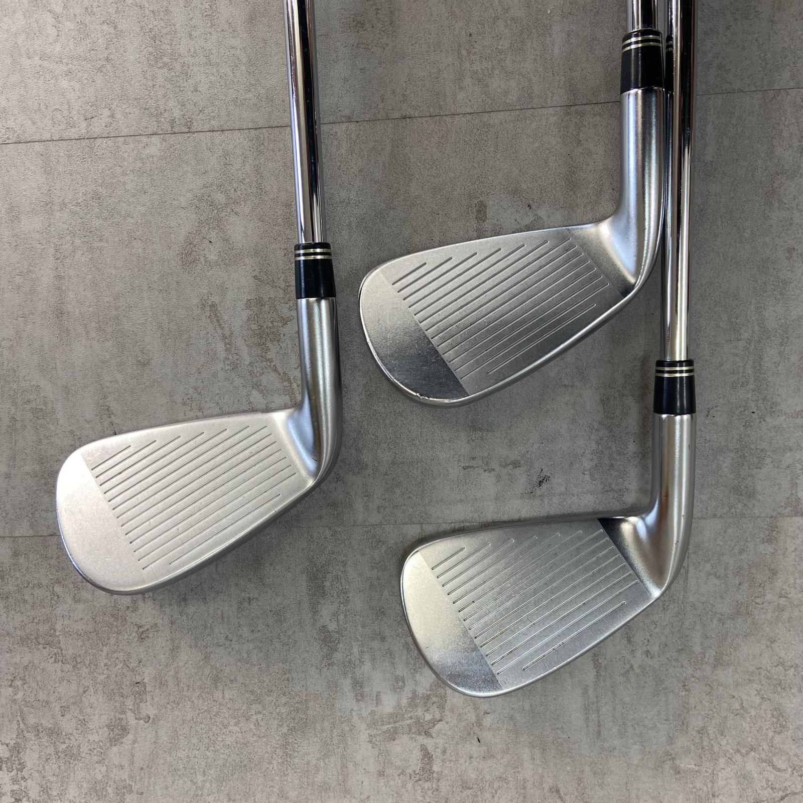 TaylorMade - TaylorMade　テーラーメイド　R9　MAX　マックス　メンズゴルフアイアン6本セット　スチール　S　右利き用　ハーフキャビティ TaylorMade テーラーメイド R9 MAX マックス メンズゴルフ