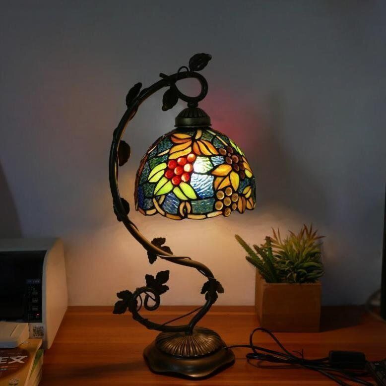 感溢れる ステンドグラスランプ アンティーク調 ティファニー テーブルランプ ナイトスタンド レトロ デスクライト 受注生産品
