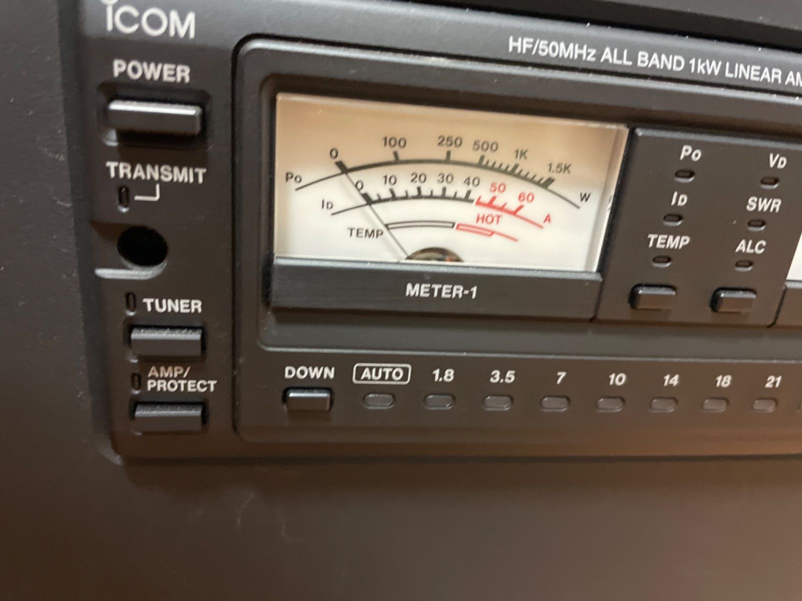 ICOM アイコム IC-PW1 後期型 AC200V仕様 HF/50MHz 1kW 1000W リニア 