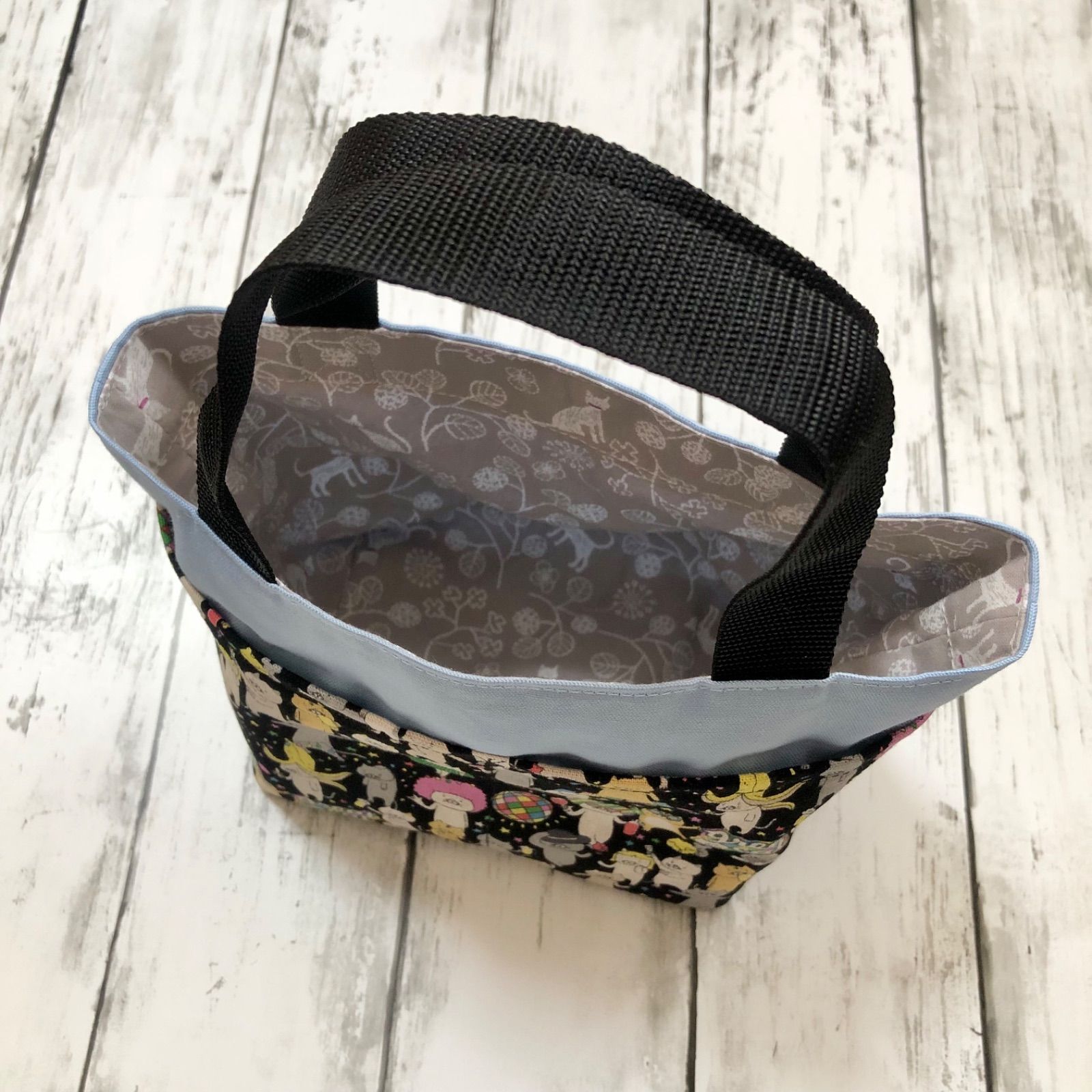 ☆セール品(現品限り) お手軽猫柄ミニトートバッグ パーリーにゃんこ 
