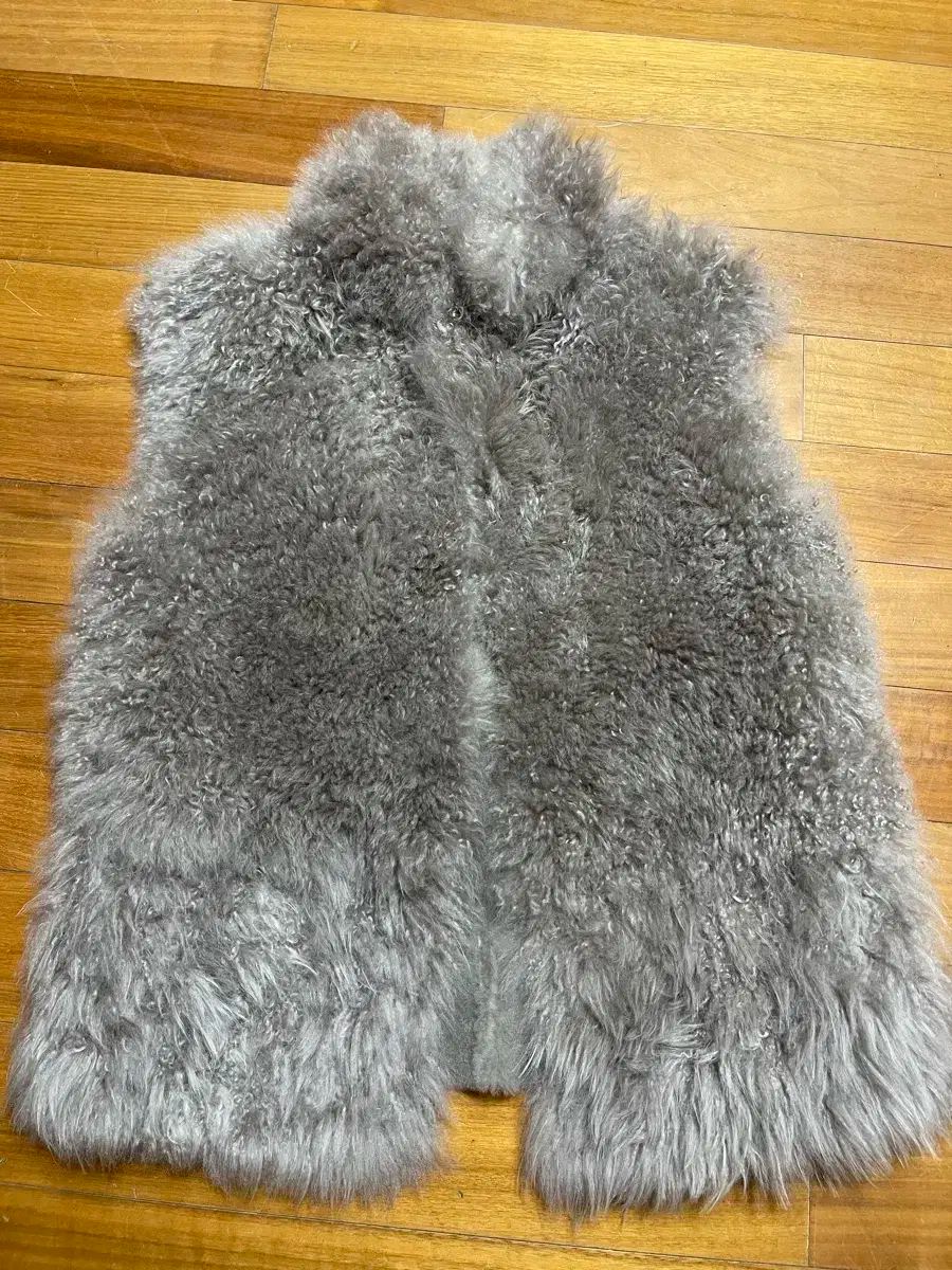 ニュージーランド リアル カシミア ベスト