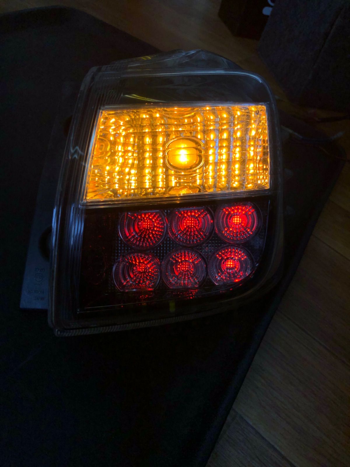 トヨタ WISH ウィッシュ 20系 純正テールライト ランプ LED ZGE20