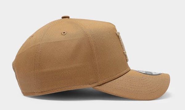 海外限定！ New era LA ニューエラ キャップ ベージュ - キャップ