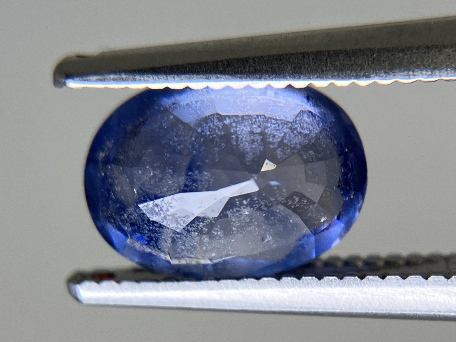 サファイア 1.732ct 宝石ソーティング付き 8.4㎜×6.2㎜×3.5