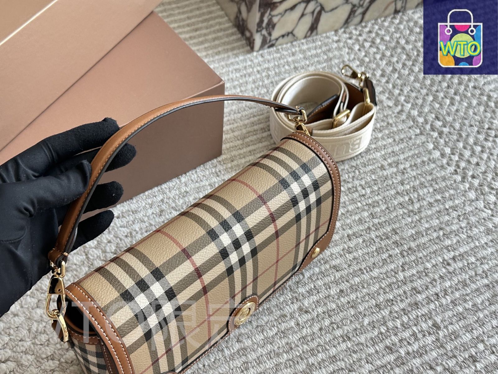 今日特価】Burberry バーバリー クラシック メッセンジャー