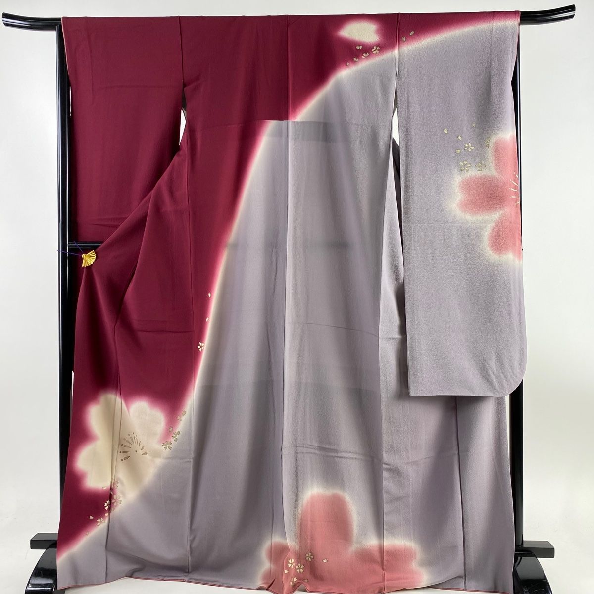 振袖 身丈170cm 裄丈65cm M 袷 やまと 桜 桜の花びら 金彩 ぼかし 赤紫  