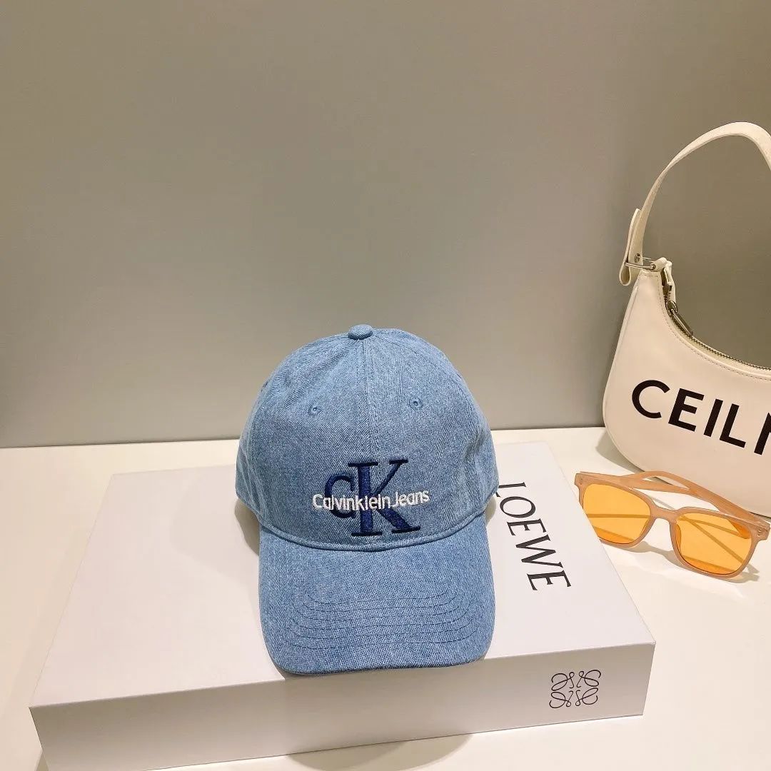 新品 カルバンクライン Calvin Klein  ベースボールキャップ　 男女兼用