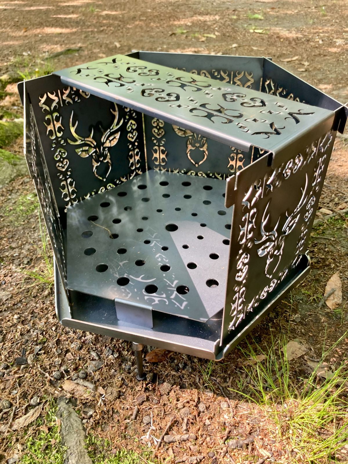 h.w.n22 六角型焚き火台『SIKA』 - メルカリ