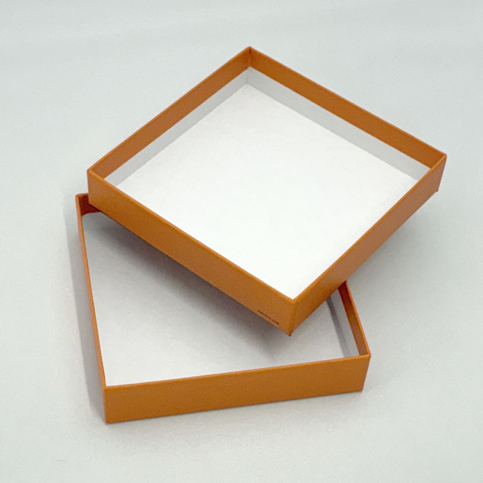 エルメス HERMES 正方形 空箱 13.5×13.5×3.5cm - メルカリ