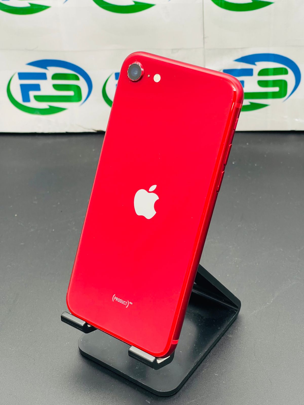 iPhone SE 第3世代 RED 128GB SIMフリー