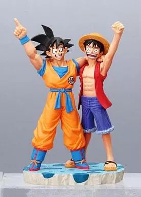 ドラゴンボール カプセル ネオ withワンピース 孫悟空＆ルフィ 中古】トレーディングフィギュア ルフィ＆孫悟空 彩色版