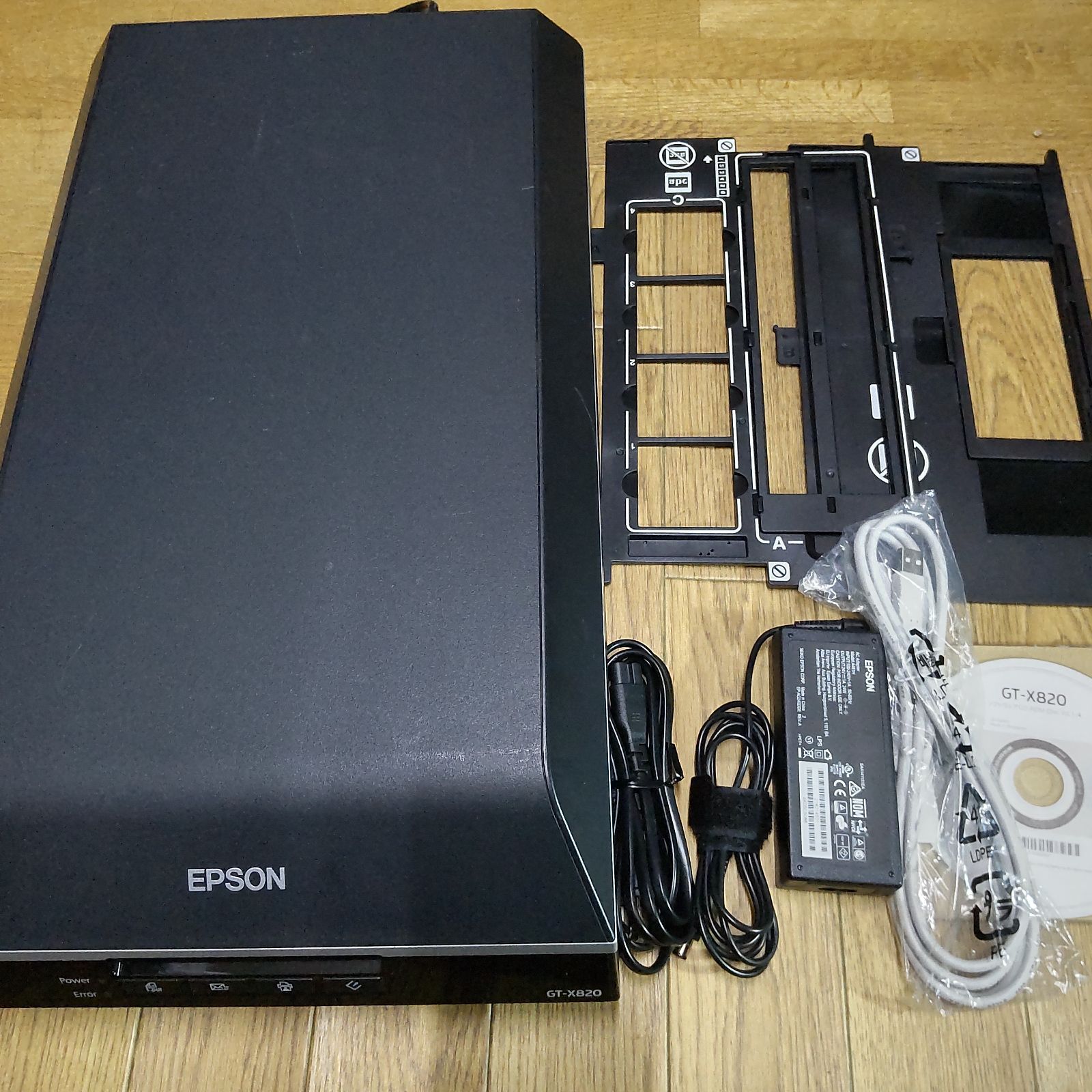 エプソン GT-X820 フィルムスキャナー フィルムホルダー2種類付 動作良好-