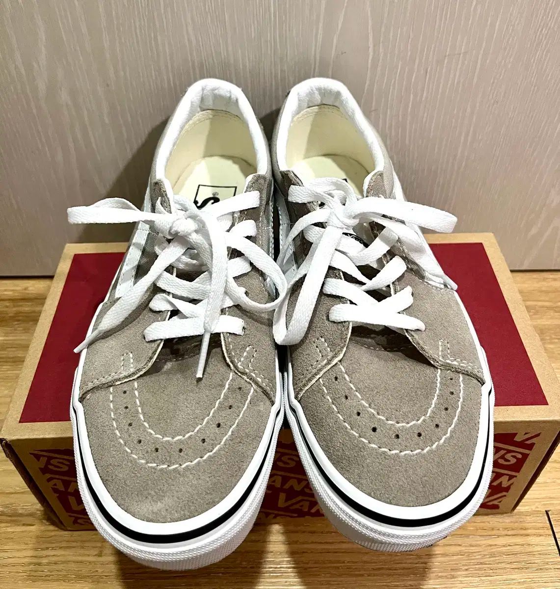  VANS バンズ スニーカー 靴 サイズ230 本人 235 フラットシューズ バレエシューズ パンプス