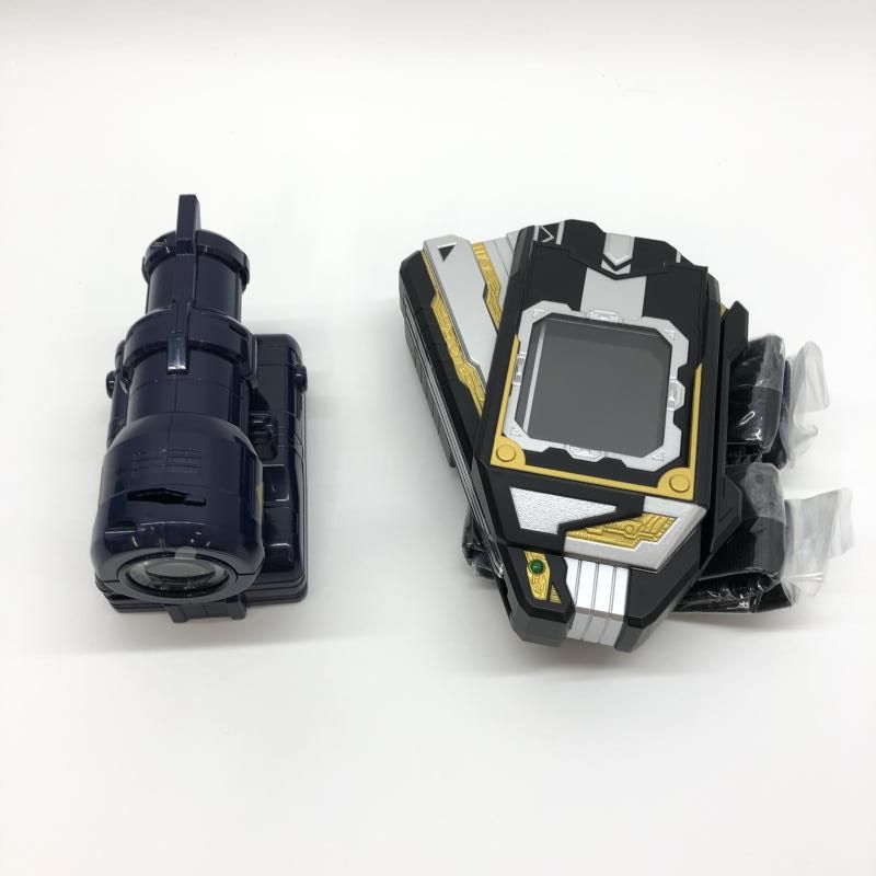 BANDAI - 【中古】バンダイ CSM ブレイバックル＆ラウズアブゾーバー＆ブレイラウザー 開封品 仮面ライダー剣[97][240097212401] Amazon | バンダイ(BANDAI) BANDAI 仮面ライダーブレイド ブレイ
