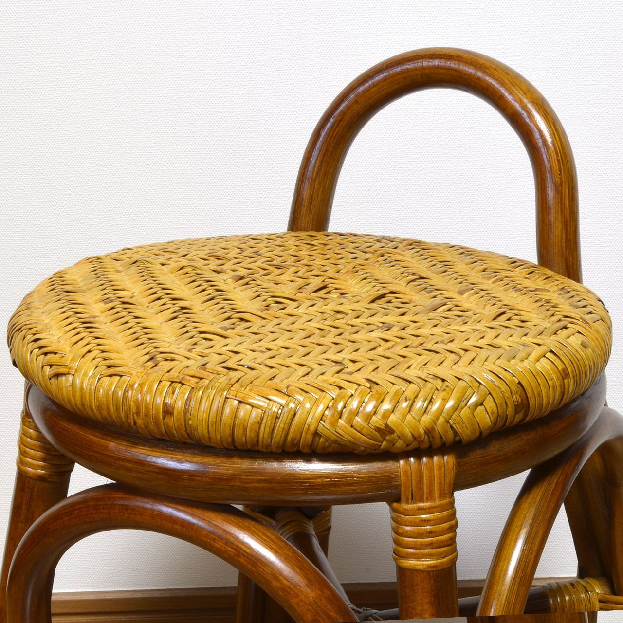 ラタンスツール　新品未使用 000000011199.jpg