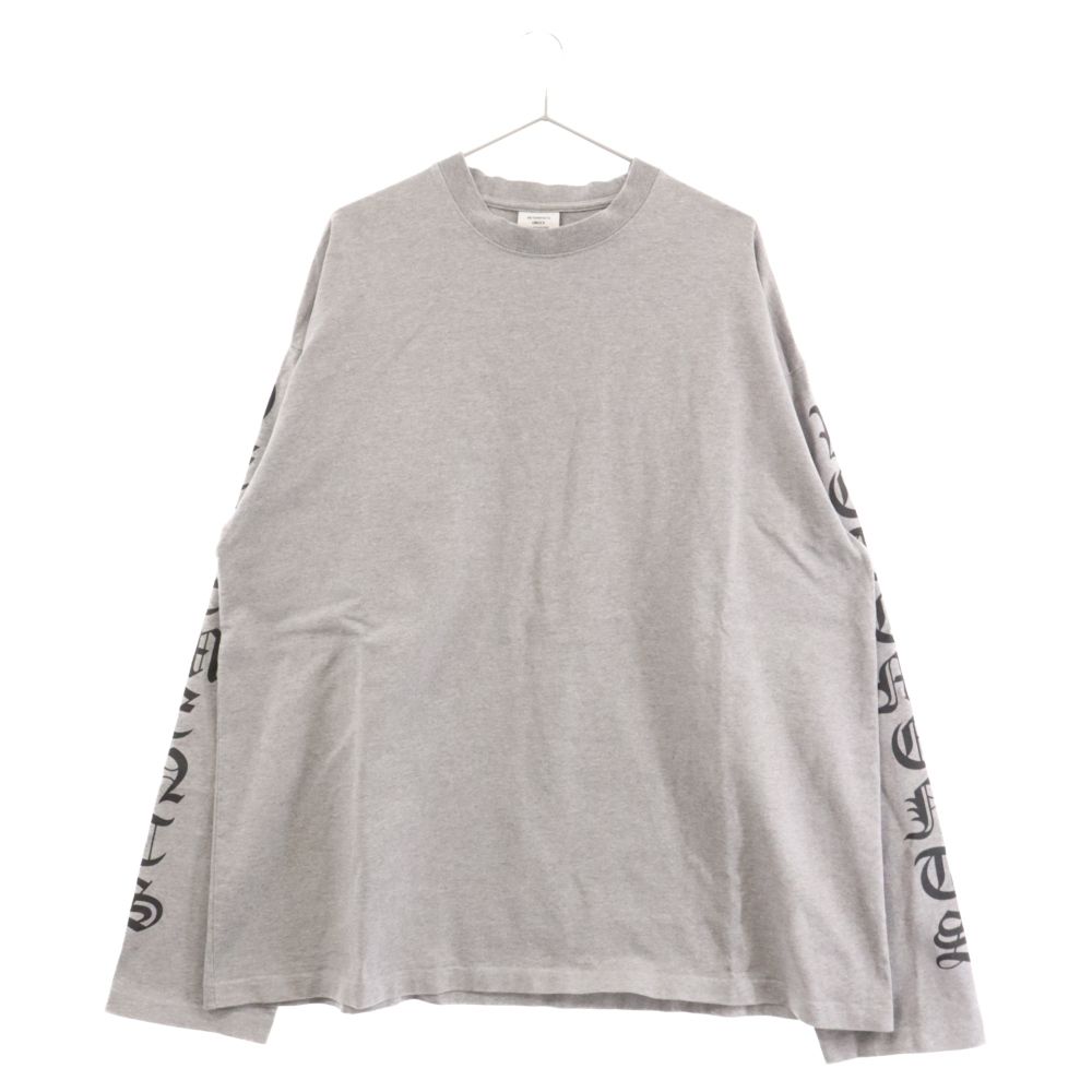 VETEMENTS (ヴェトモン) 20AW Gothic Font Longsleeve Tee UAH21TR526 ...