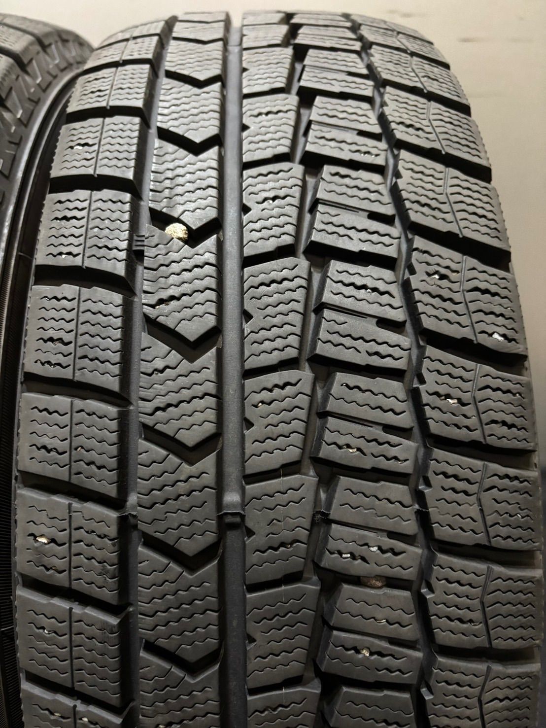 195 65R15 DUNLOP WINTER MAXX WM02 19年製 スタッドレス 4本 ダンロップ ウィンターマックス ノア ヴォクシー プリウス 4-K376