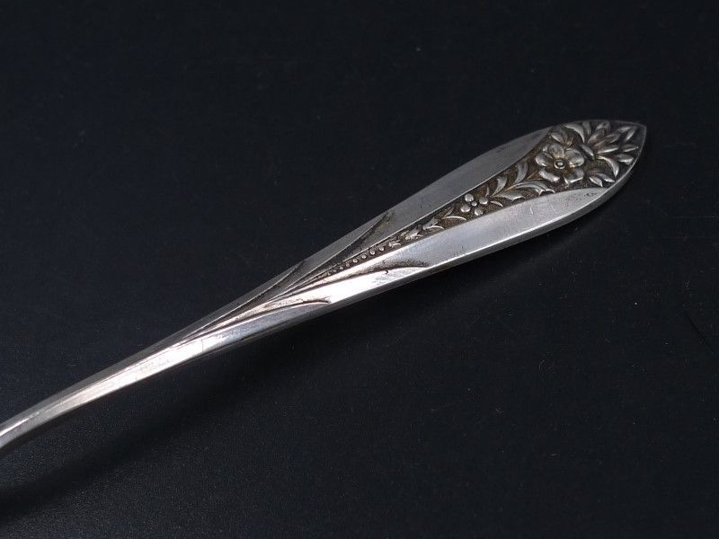 銀製 花柄 スプーン 純銀 アンティーク スプーン 日本製 - メルカリ