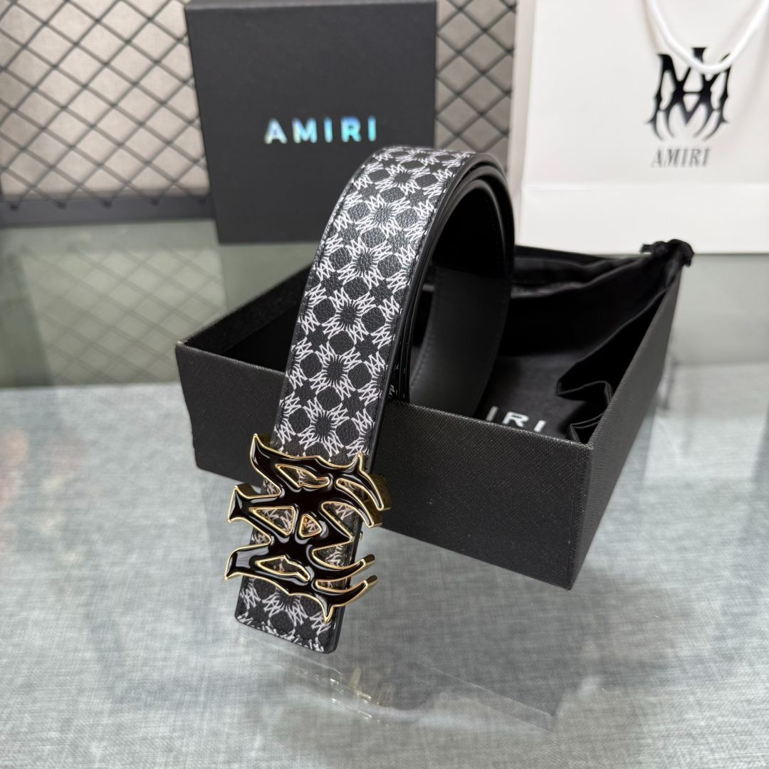 AMIRI ロゴバックル レザーベルト | ブラック | FARFETCH JP