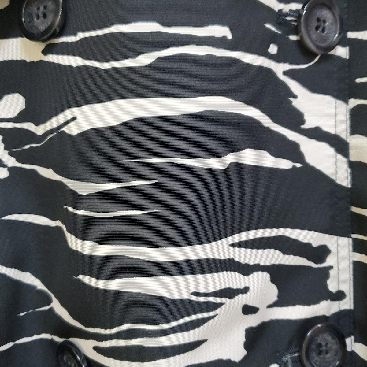 ぺトラ 黒×アイボリー