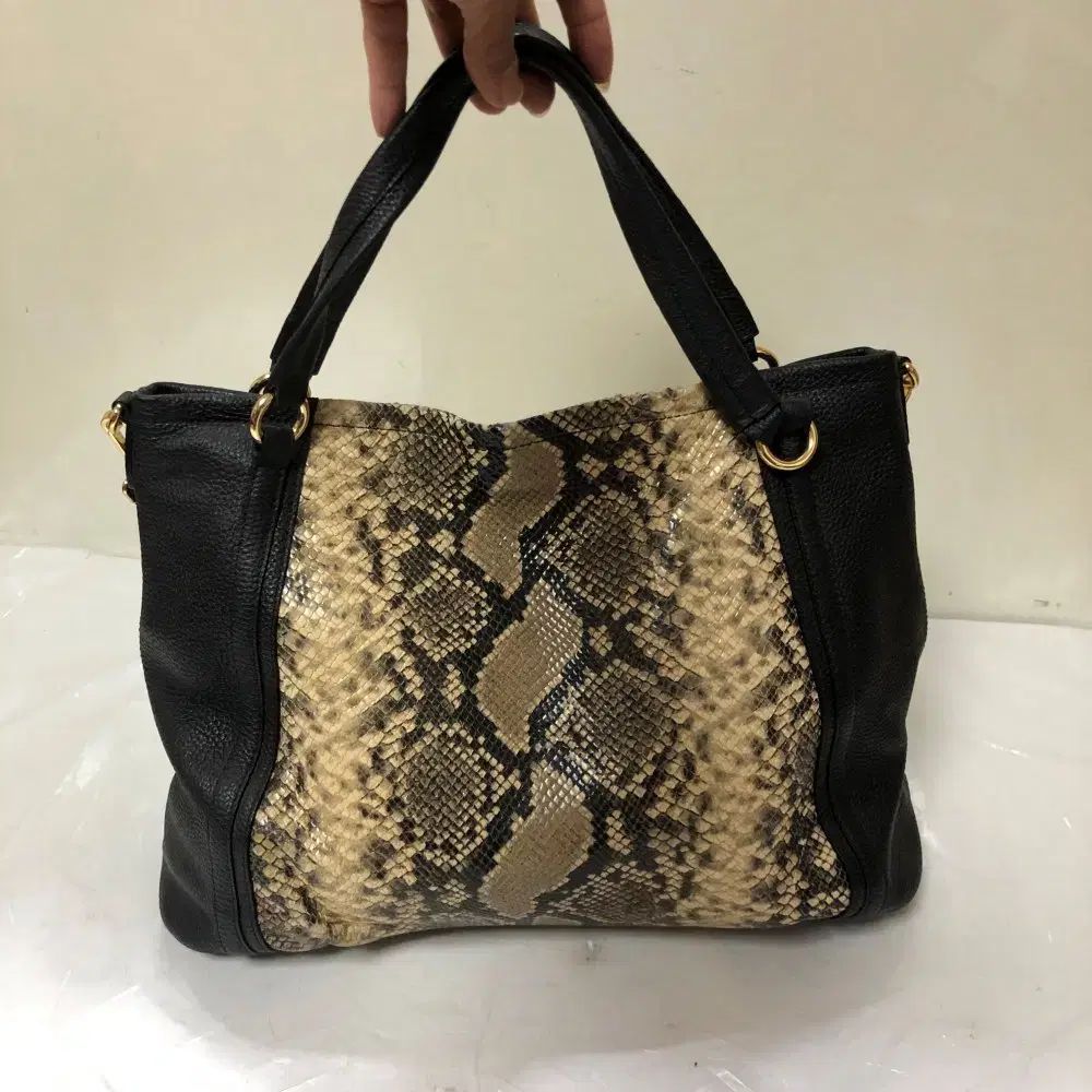 DAKS] DD Logo Pattern Cross Bag ☆大人気☆ DAKS(ダックス