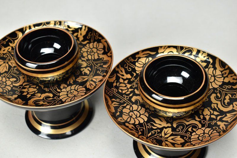 蔵A5294a】木製黒塗蒔絵 花図 天目台 蓋付 二客 - メルカリ