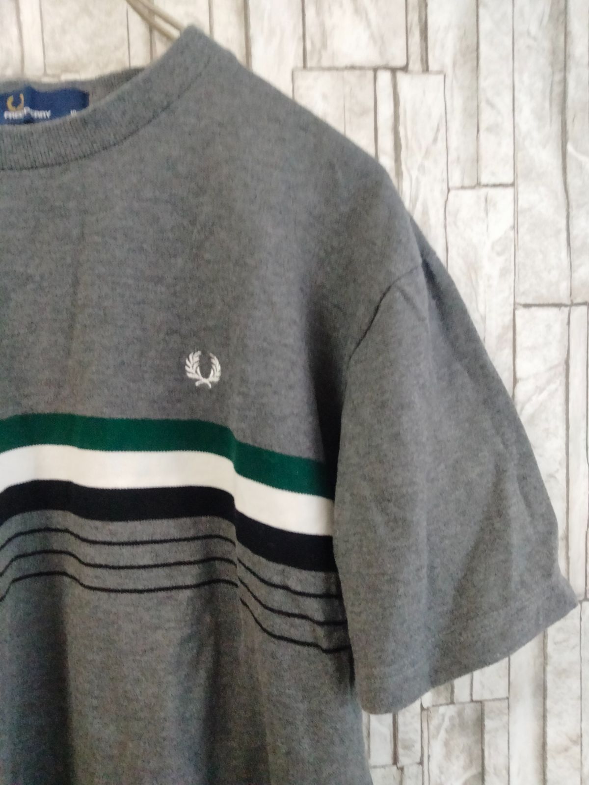 FRED PERRY　フレッドペリー　レディース　Tシャツ　グレー　サイズ　M