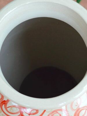 ★秋のお買得セール中!★ ベトナム製 つぼ型アンブレラスタンド 陶器製の傘立て プレゼント ギフト 贈り物 新築祝い 増改築 模様替え リフォーム お祝い 傘立て 壷 陶器 屋外 傘立 スリム 開店祝い 引越し祝い 玄関収納 玄関先 おうち時間 一人暮らし