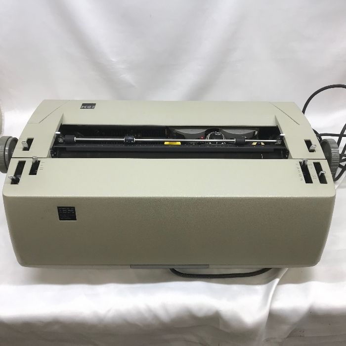 タイプライターIBM モデル82C（ジャンク品）