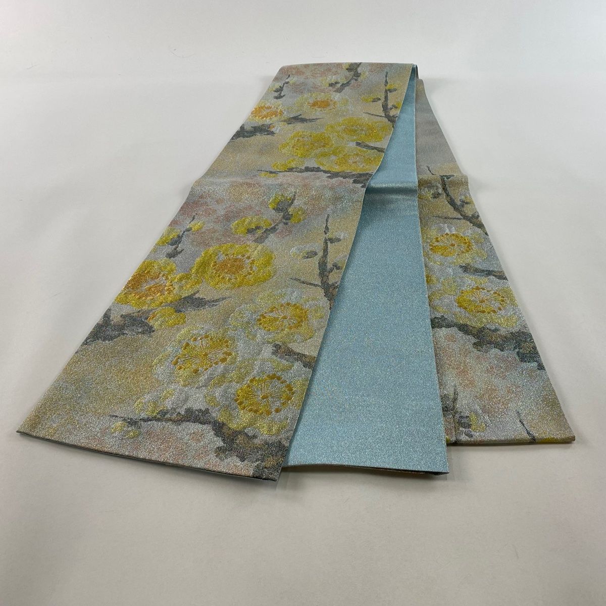 袋帯 美品 逸品 川島織物 落款あり 亀甲文 鳥 金銀糸 箔 黒 六通