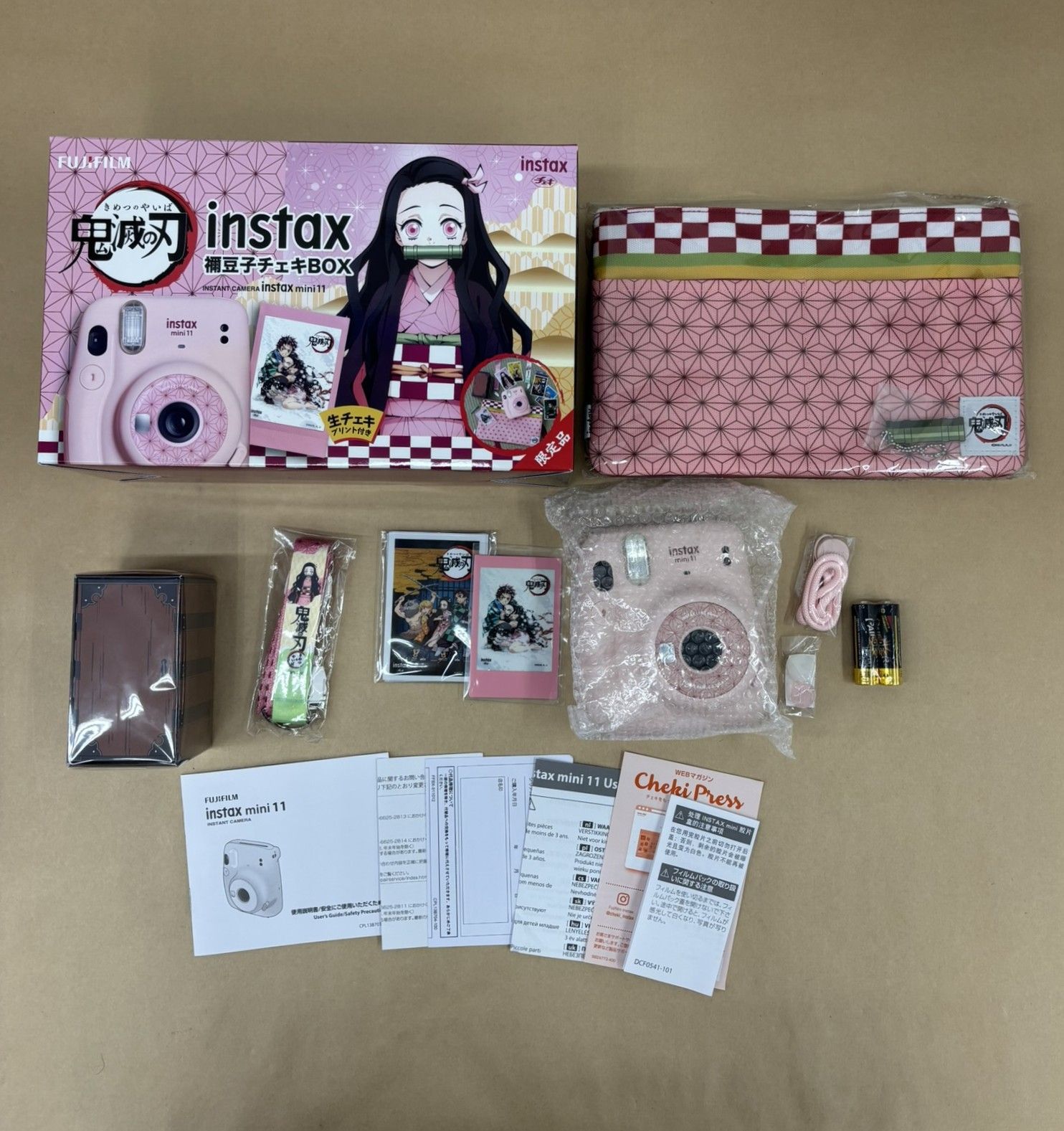 鬼滅の刃 禰豆子チェキBOX instax mini 11 未使用 【M3302-003