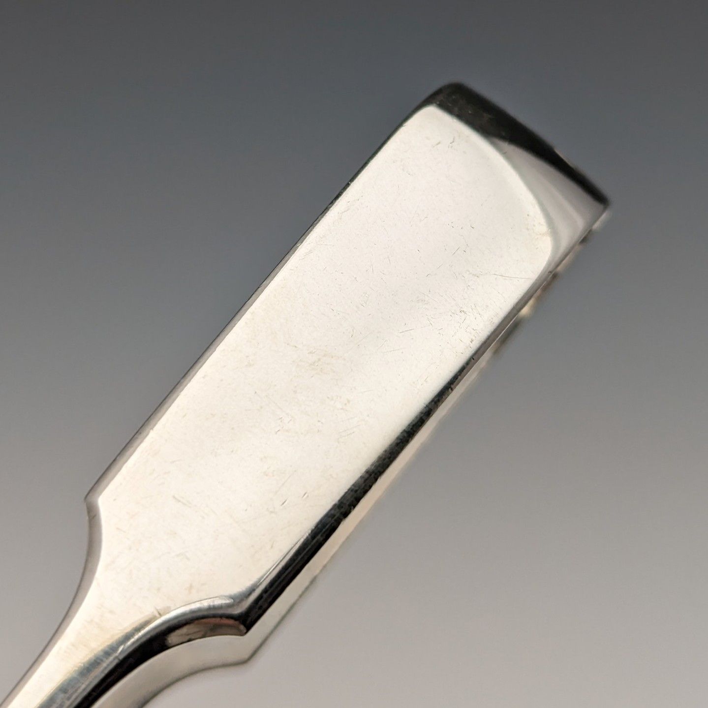 1909年 英国アンティーク 純銀製 シュガートング 35g Henry