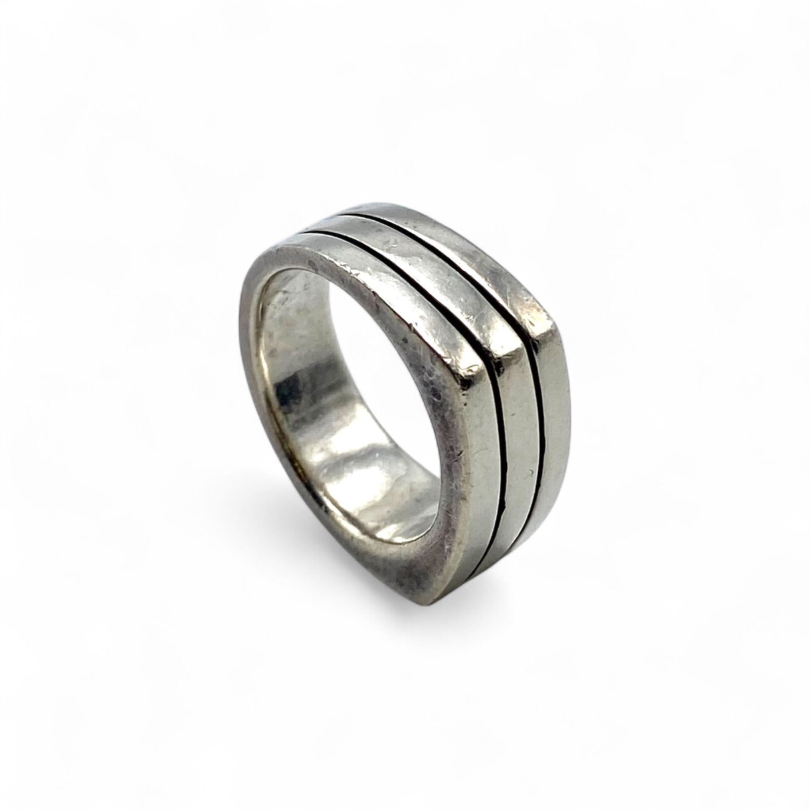 洗練された造形