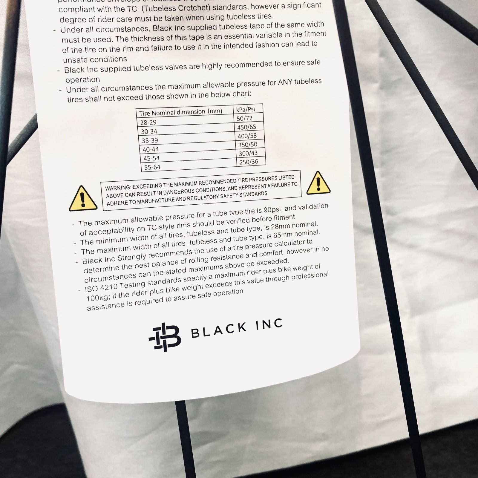 BLACK INC48/58　ホイール前後セット（シルバーデカール）シマノフリー BLACK INC(ブラックインク) BLACK 48/58 ホイール前後セット（シルバー