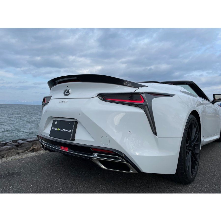 LC500 コンバーチブル カーボン トランクスポイラー リアウィング 日本