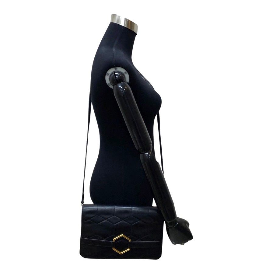 良品　クリスチャンディオール　ショルダーバッグ クラッチ ハニカムバッグ　本革 Christian Dior クリスチャンディオール ハニカム柄 チェーン