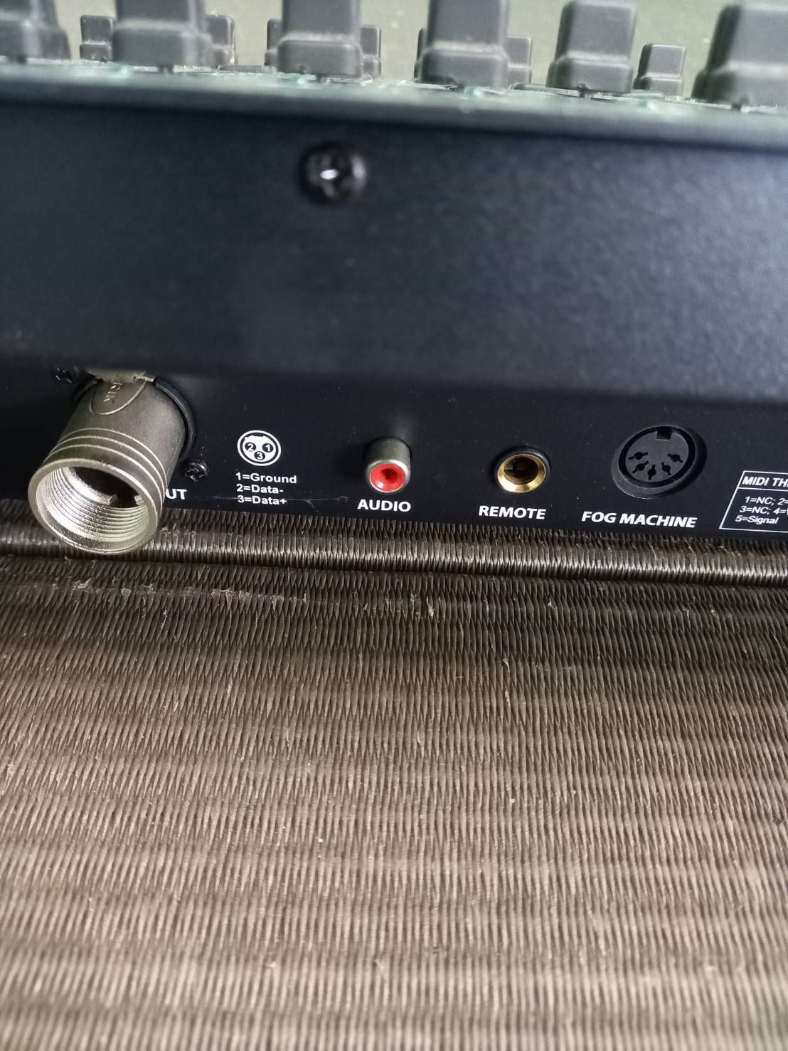 ディージェイ DMX