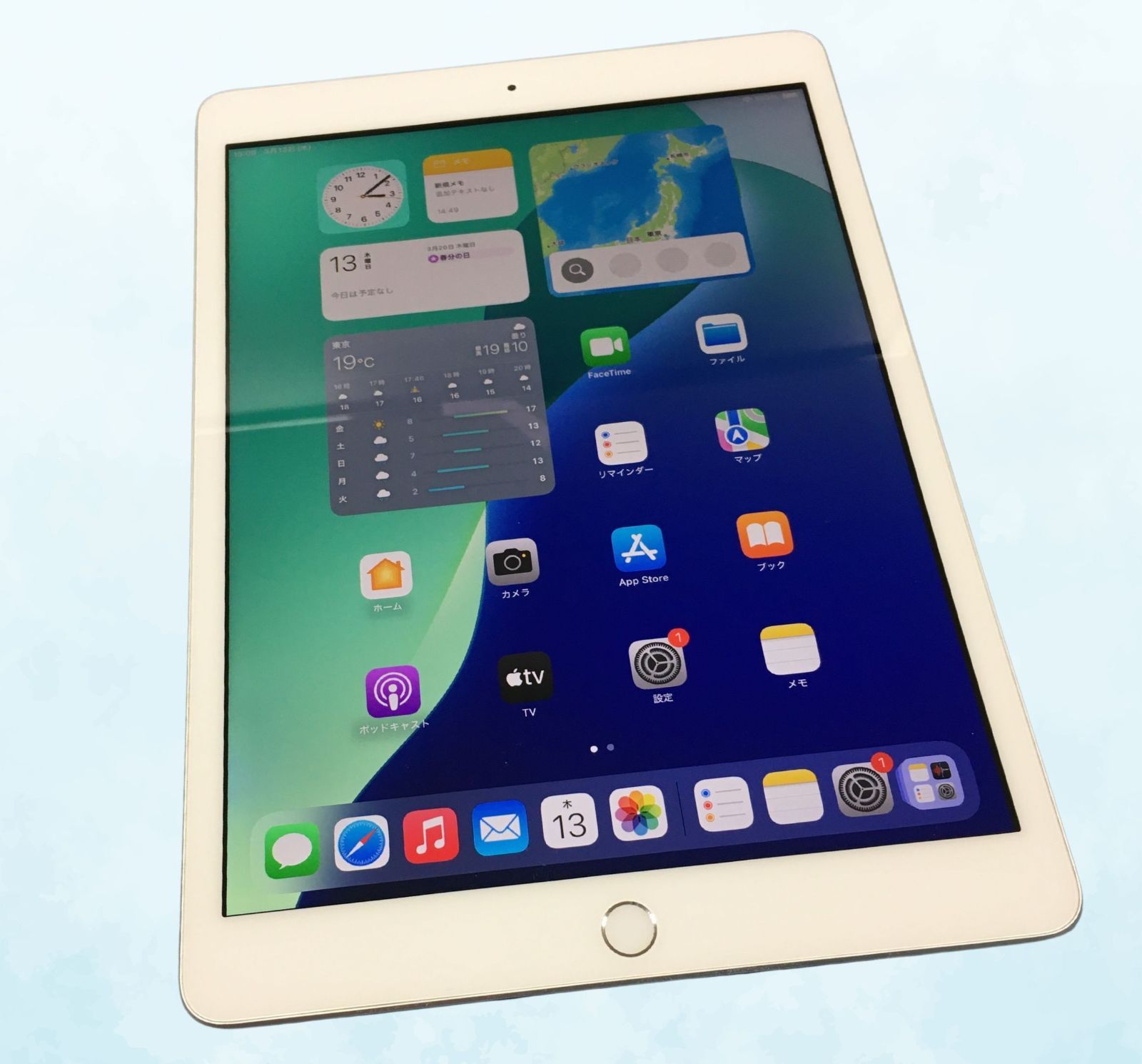 iPad 第5世代 32GB ジャンク品 シルバー - メルカリ
