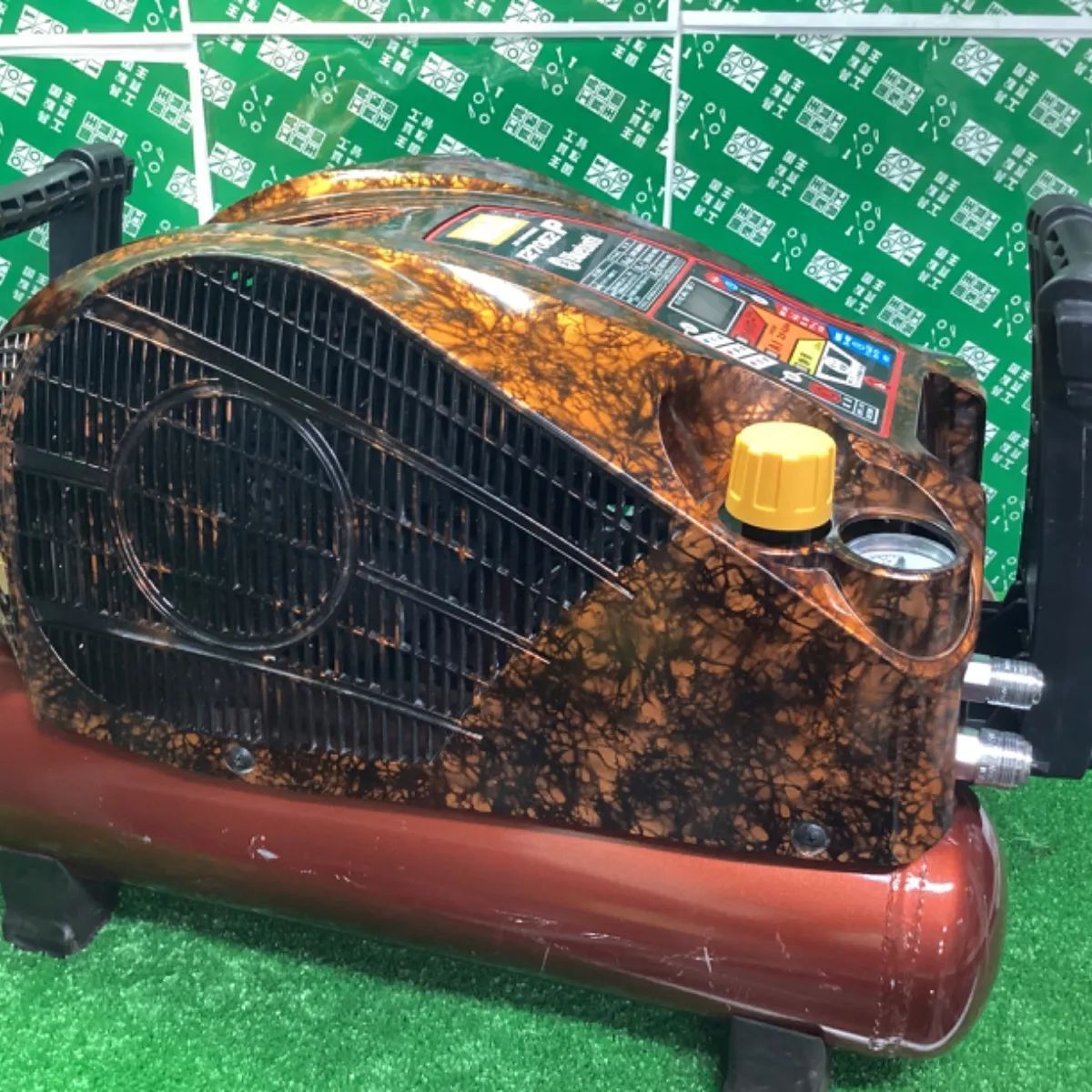美品！ マックス　MAX　常圧専用エアコンプレッサ　AK-L1270E2P